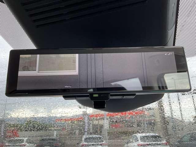 セレナ ｅ－４ＯＲＣＥ　ハイウェイスターＶ　１．４　ｅ－４ＯＲＣＥ　ハイウェイスターＶ　４ＷＤ　雹害車　メーカー装着メモリーナビ（17枚目）