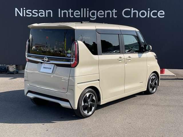 ルークス ６６０　ハイウェイスターＸ　日産純正メモリーナビ（2枚目）