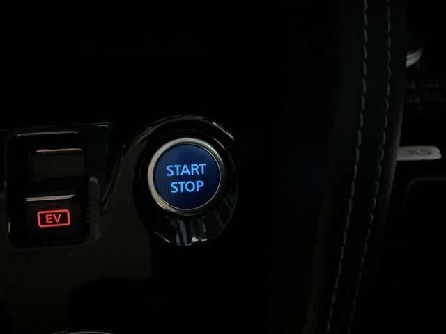 キックス Ｘ　ツートーンインテリアエディション　１．２　Ｘ　ツートーン　インテリアエディション　（ｅ－ＰＯＷＥＲ）　日産純正メモリーナビ（17枚目）