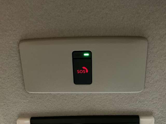 キックス Ｘ　ツートーンインテリアエディション　１．２　Ｘ　ツートーン　インテリアエディション　（ｅ－ＰＯＷＥＲ）　日産純正メモリーナビ（18枚目）