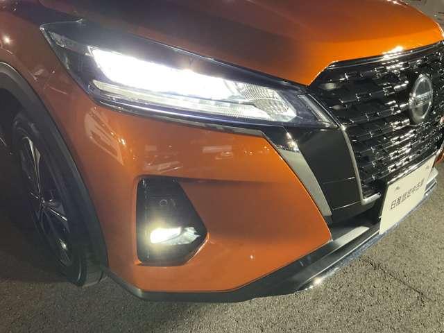 キックス Ｘ　ツートーンインテリアエディション　１．２　Ｘ　ツートーン　インテリアエディション　（ｅ－ＰＯＷＥＲ）　日産純正メモリーナビ（20枚目）