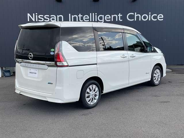 セレナ ２．０　Ｘ　純正メモリーナビ（2枚目）