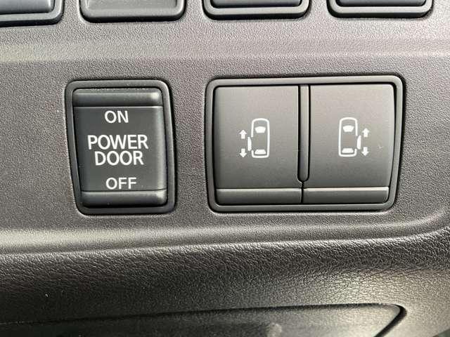 セレナ ２．０　Ｘ　純正メモリーナビ（12枚目）