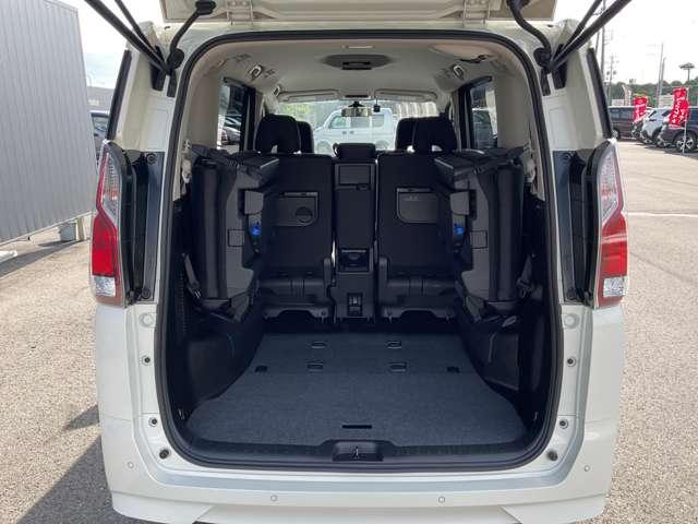 セレナ ２．０　Ｘ　純正メモリーナビ（19枚目）