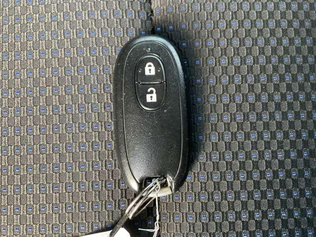 ワゴンＲスティングレー ６６０　スティングレー　Ｘ　デイスチャージヘッドライト　ＣＤチューナー（6枚目）