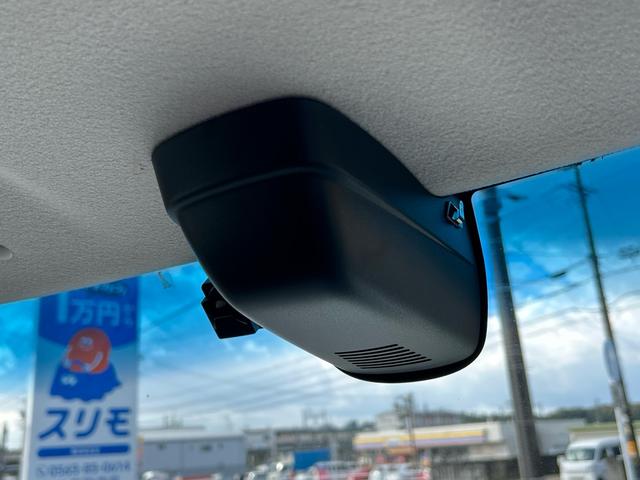 N-BOXカスタム G・Aパッケージ ホンダ純正ナビ/禁煙車/ETC/衝突軽減装置/両側電動スライドドア(25枚目)