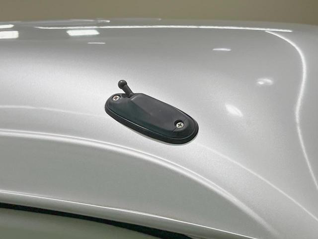 スクラムワゴン ＰＸターボ　ターボ　禁煙車　ナビ　ＨＩＤヘッドライト　ＥＴＣ　両側スライドドア　　純正１３インチアルミホイール　ＤＶＤ再生　ＣＤ再生　盗難防止装置　プライバシーガラス　ヘッドライトレベライザー（52枚目）