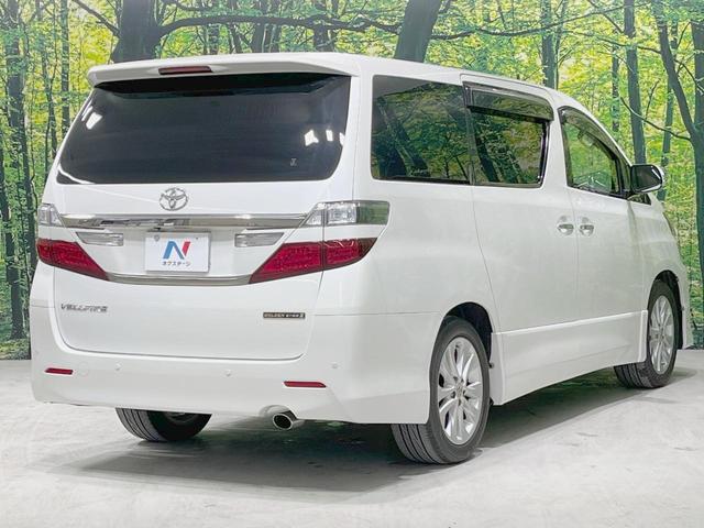 ヴェルファイア ２．４Ｚ　ゴールデンアイズＩＩ　サンルーフ　両側電動ドア　後席モニター　バックカメラ　禁煙車　電動リアゲート　ハーフレザーシート　ドラレコ　コーナーセンサー　スマートキー　ＨＩＤヘッド　ビルトインＥＴＣ　クルコン　オートライト（59枚目）
