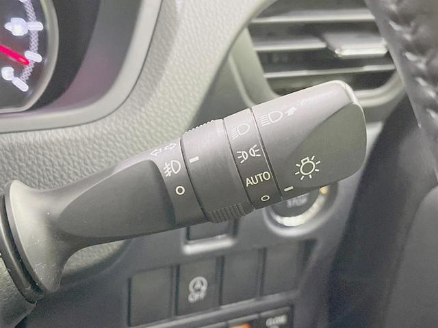 ノア Ｓｉ　両側電動スライドドア　純正ＳＤナビ　純正フリップダウンモニター　バックカメラ　禁煙車　ドラレコ　ＥＴＣ　オートライト　純正１６インチアルミ　Ｂｌｕｅｔｏｏｔｈ再生　ＣＤ　ＤＶＤ再生　フルセグ（29枚目）