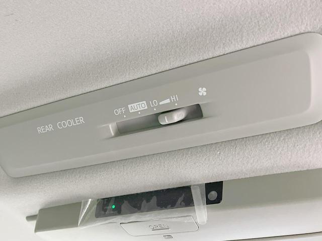 ノア Ｓｉ　両側電動スライドドア　純正ＳＤナビ　純正フリップダウンモニター　バックカメラ　禁煙車　ドラレコ　ＥＴＣ　オートライト　純正１６インチアルミ　Ｂｌｕｅｔｏｏｔｈ再生　ＣＤ　ＤＶＤ再生　フルセグ（46枚目）
