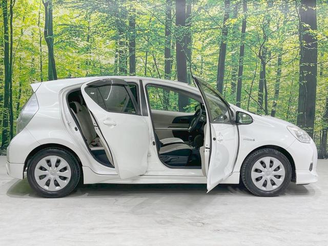 アクア S フルエアロ 純正SDナビ バックカメラ 禁煙車 スマートキー ETC オートライト オートエアコン Bluetooth CD 純正スチールホイール ステアリングスイッチ(53枚目)