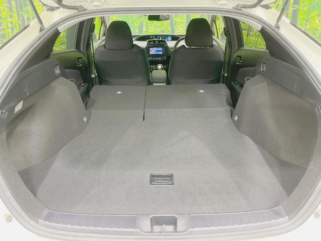 プリウス Sセーフティプラス 純正SDナビ バックカメラ 衝突被害軽減システム レーダークルーズ 禁煙車 ドラレコ コーナーセンサー スマートキー LEDヘッド ビルトインETC オートハイビーム 車線逸脱警報 オートライト(11枚目)