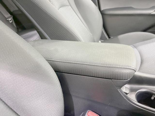 プリウス Sセーフティプラス 純正SDナビ バックカメラ 衝突被害軽減システム レーダークルーズ 禁煙車 ドラレコ コーナーセンサー スマートキー LEDヘッド ビルトインETC オートハイビーム 車線逸脱警報 オートライト(41枚目)