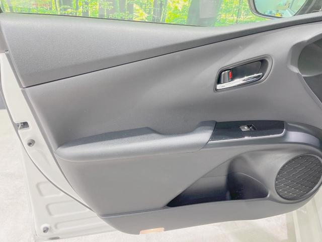 プリウス Sセーフティプラス 純正SDナビ バックカメラ 衝突被害軽減システム レーダークルーズ 禁煙車 ドラレコ コーナーセンサー スマートキー LEDヘッド ビルトインETC オートハイビーム 車線逸脱警報 オートライト(46枚目)