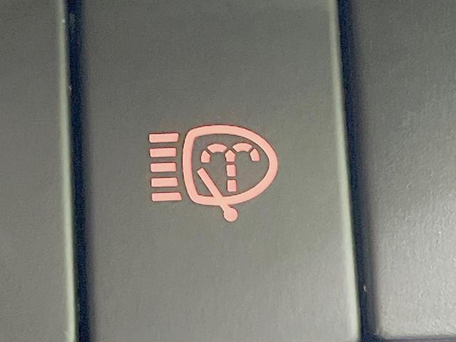 ジムニー ＸＣ　４ＷＤ　ターボ　衝突被害軽減システム　禁煙車　スマートキー　ＥＴＣ　クルコン　シートヒーター　パークアシスト　オートライト　オートエアコン　純正１６インチアルミ　ヘッドライトウォッシャー（28枚目）