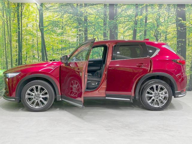 ＣＸ－５ ＸＤ　エクスクルーシブモード　ターボ　純正ＳＤナビ　全周囲カメラ　衝突被害軽減システム　レーダークルーズ　禁煙車　電動リアゲート　レザーシート　ドラレコ　コーナーセンサー　スマートキー　ＬＥＤヘッド　ＥＴＣ　車線逸脱警報（72枚目）