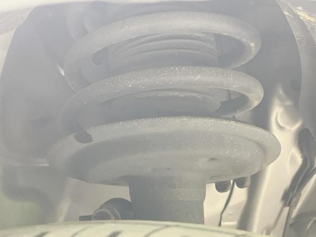 シエンタ ファンベースG 両側電動ドア 純正SDナビ 全周囲カメラ 衝突被害軽減システム 禁煙車 ドラレコ スマートキー ビルトインETC オートハイビーム 車線逸脱警報 オートエアコン Bluetooth再生(20枚目)