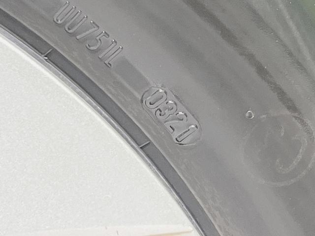 プリウス S 純正SDナビ バックカメラ ドラレコ スマートキー HIDヘッド ビルトインETC オートエアコン 純正15インチアルミ Bluetooth CD DVD再生 フルセグ(59枚目)