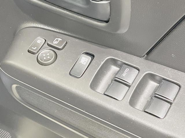 ワゴンR FA セーフティサポート 禁煙車 ETC ドライブレコーダー 誤発進抑制機能 クリアランスソナー オートマチックハイビーム 車線逸脱警報 先行車発進お知らせ オートライト CDプレイヤー装着車(32枚目)