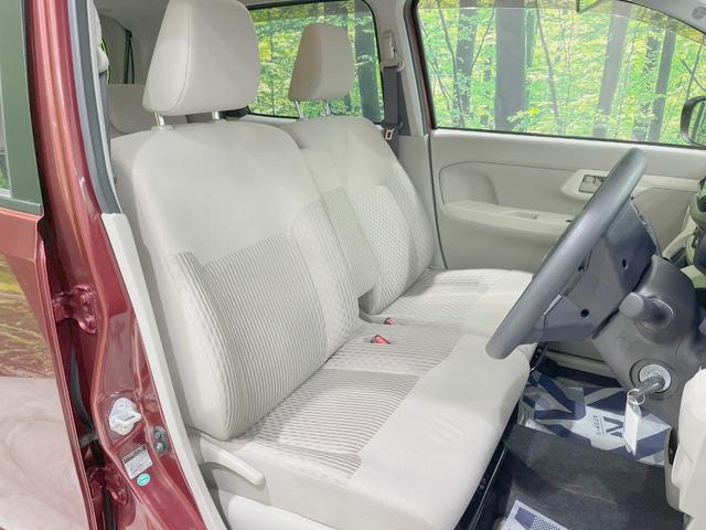 運転席シート廻りは使用感も少なく、良好な状態となっています。丁寧に使われていたことがよくわかりますね。