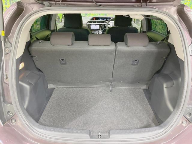 アクア Ｇ　中期型　純正ＳＤナビ　バックカメラ　禁煙車　シートヒーター　スマートキー　ＬＥＤヘッドライト　ＥＴＣ　クルコン　オートライト　Ｂｌｕｅｔｏｏｔｈ再生　ＣＤ　ＤＶＤ再生　フルセグ　革巻きステアリング（45枚目）