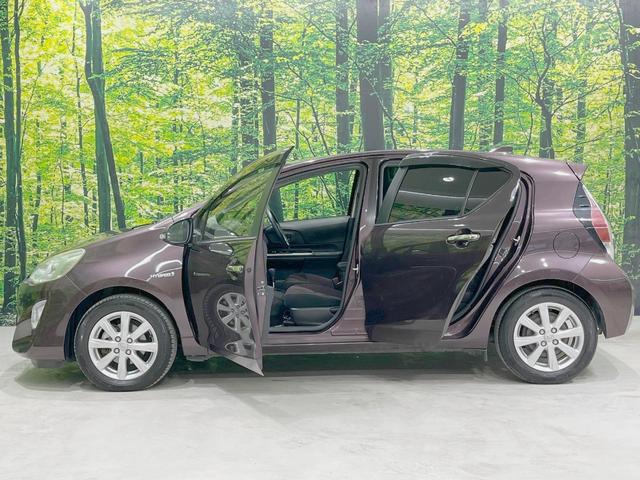 アクア Ｇ　中期型　純正ＳＤナビ　バックカメラ　禁煙車　シートヒーター　スマートキー　ＬＥＤヘッドライト　ＥＴＣ　クルコン　オートライト　Ｂｌｕｅｔｏｏｔｈ再生　ＣＤ　ＤＶＤ再生　フルセグ　革巻きステアリング（54枚目）