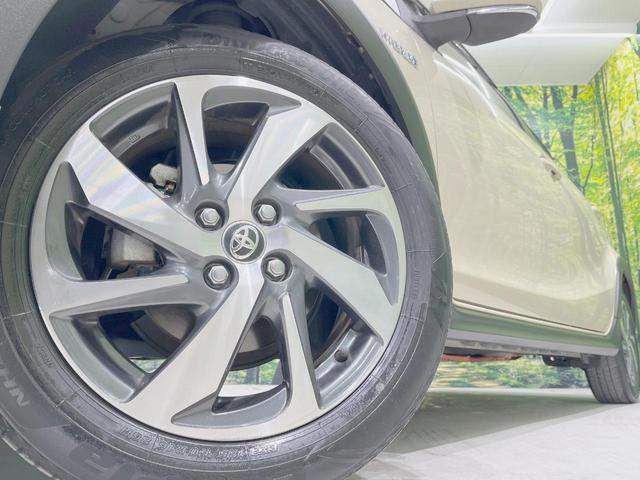 アクア クロスオーバー　純正ＳＤナビ　バックカメラ　衝突軽減装置　禁煙車　ハーフレザーシート　シートヒーター　ドラレコ　ＥＴＣ　車線逸脱警報　オートマチックハイビーム　オートライト　オートエアコン　Ｂｌｕｅｔｏｏｔｈ再生（13枚目）