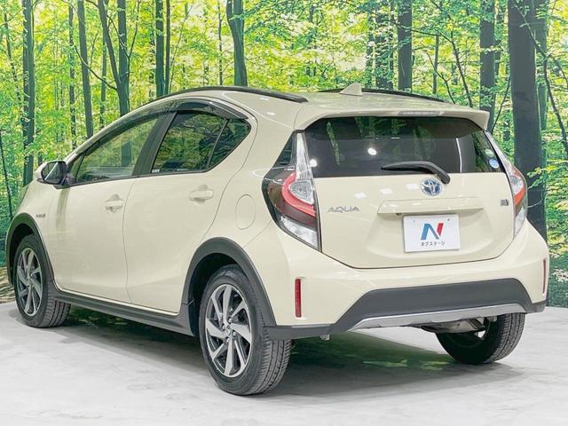アクア クロスオーバー　純正ＳＤナビ　バックカメラ　衝突軽減装置　禁煙車　ハーフレザーシート　シートヒーター　ドラレコ　ＥＴＣ　車線逸脱警報　オートマチックハイビーム　オートライト　オートエアコン　Ｂｌｕｅｔｏｏｔｈ再生（17枚目）