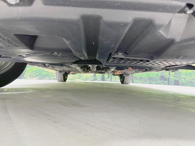 アクア クロスオーバー　純正ＳＤナビ　バックカメラ　衝突軽減装置　禁煙車　ハーフレザーシート　シートヒーター　ドラレコ　ＥＴＣ　車線逸脱警報　オートマチックハイビーム　オートライト　オートエアコン　Ｂｌｕｅｔｏｏｔｈ再生（19枚目）