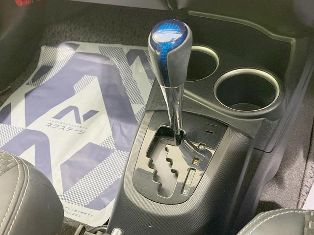 アクア クロスオーバー　純正ＳＤナビ　バックカメラ　衝突軽減装置　禁煙車　ハーフレザーシート　シートヒーター　ドラレコ　ＥＴＣ　車線逸脱警報　オートマチックハイビーム　オートライト　オートエアコン　Ｂｌｕｅｔｏｏｔｈ再生（25枚目）