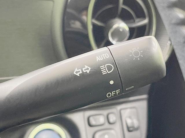 アクア クロスオーバー　純正ＳＤナビ　バックカメラ　衝突軽減装置　禁煙車　ハーフレザーシート　シートヒーター　ドラレコ　ＥＴＣ　車線逸脱警報　オートマチックハイビーム　オートライト　オートエアコン　Ｂｌｕｅｔｏｏｔｈ再生（27枚目）