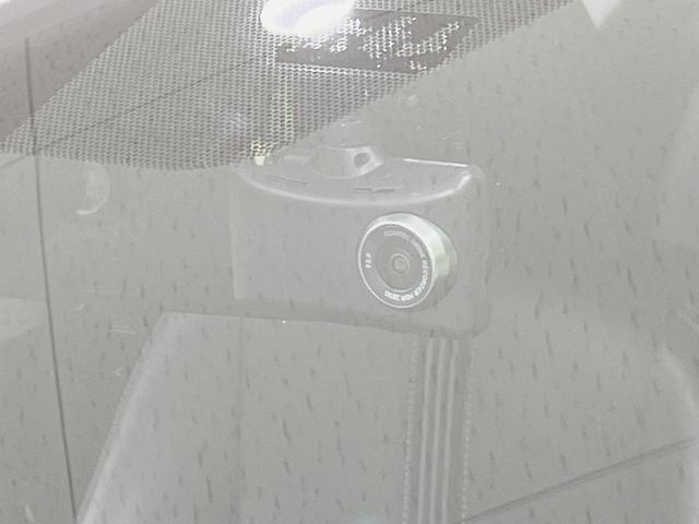 アクア クロスオーバー　純正ＳＤナビ　バックカメラ　衝突軽減装置　禁煙車　ハーフレザーシート　シートヒーター　ドラレコ　ＥＴＣ　車線逸脱警報　オートマチックハイビーム　オートライト　オートエアコン　Ｂｌｕｅｔｏｏｔｈ再生（39枚目）