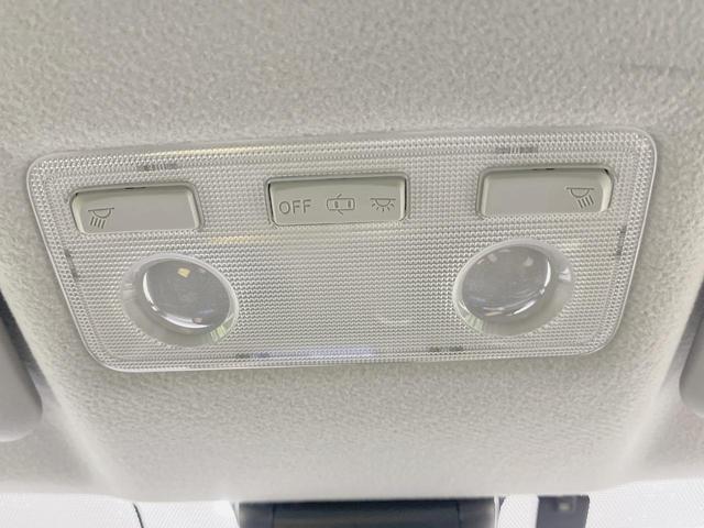 アクア クロスオーバー　純正ＳＤナビ　バックカメラ　衝突軽減装置　禁煙車　ハーフレザーシート　シートヒーター　ドラレコ　ＥＴＣ　車線逸脱警報　オートマチックハイビーム　オートライト　オートエアコン　Ｂｌｕｅｔｏｏｔｈ再生（49枚目）