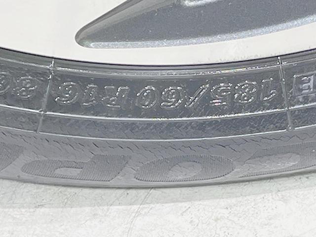 アクア クロスオーバー　純正ＳＤナビ　バックカメラ　衝突軽減装置　禁煙車　ハーフレザーシート　シートヒーター　ドラレコ　ＥＴＣ　車線逸脱警報　オートマチックハイビーム　オートライト　オートエアコン　Ｂｌｕｅｔｏｏｔｈ再生（62枚目）