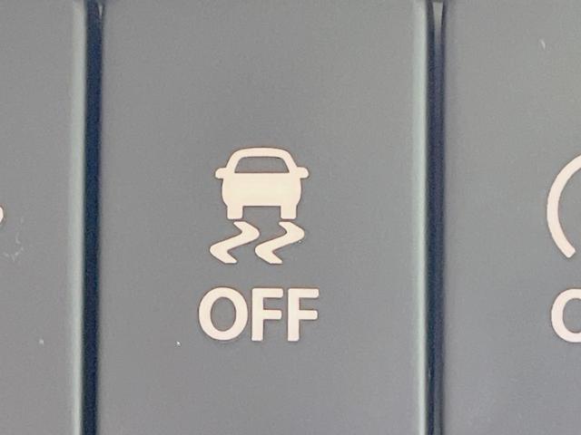 アルトラパン Ｓ　純正８インチＳＤナビ　バックカメラ　衝突軽減装置　禁煙車　シートヒーター　スマートキー　ＨＩＤヘッドライト　ＥＴＣ　オートライト　Ｂｌｕｅｔｏｏｔｈ再生　ＣＤ　ＤＶＤ再生　フルセグ（30枚目）