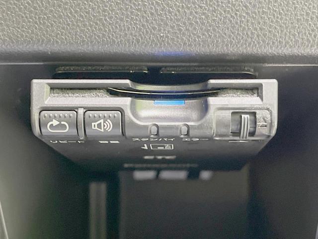 タント カスタムＸ　トップエディションＳＡＩＩ　電動スライドドア　バックカメラ　衝突被害軽減システム　スマートキー　ＥＴＣ　純正１４インチアルミ　オートエアコン　Ｂｌｕｅｔｏｏｔｈ　ＣＤ　ＤＶＤ再生　フルセグ（5枚目）