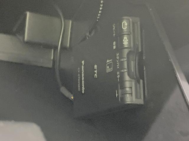 コペン アクティブトップ 5MT 電動ルーフ 禁煙車 SDナビ ETC Bluetooth再生 CD DVD再生 フルセグ キーレスエントリー 純正15インチアルミ 純正革巻きステアリング(6枚目)