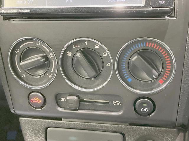 コペン アクティブトップ 5MT 電動ルーフ 禁煙車 SDナビ ETC Bluetooth再生 CD DVD再生 フルセグ キーレスエントリー 純正15インチアルミ 純正革巻きステアリング(23枚目)