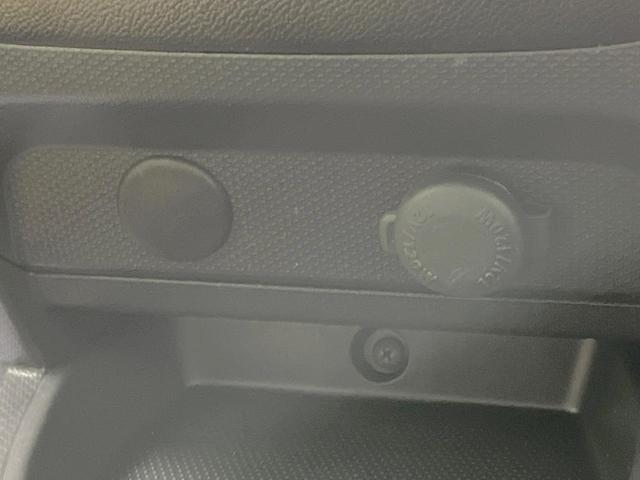 ソリオ ブラック&ホワイトII メモリーナビ 電動スライドドア バックカメラ シートヒーター ドラレコ スマートキー HIDヘッド ETC オートエアコン Bluetooth CD DVD再生 フルセグ 純正革巻きステアリング(35枚目)