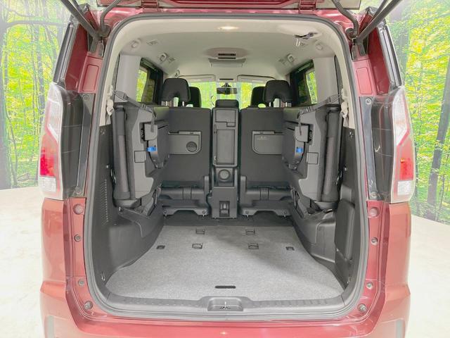 セレナ ハイウェイスターＧ　両側電動スライドドア　純正ＳＤナビ　フリップダウン　全周囲カメラ　衝突軽減装置　プロパイロット　レーダークルコン　禁煙車　２トーンカラー　ＬＥＤヘッド　ＥＴＣ　パーキングアシスト　オートエアコン（12枚目）