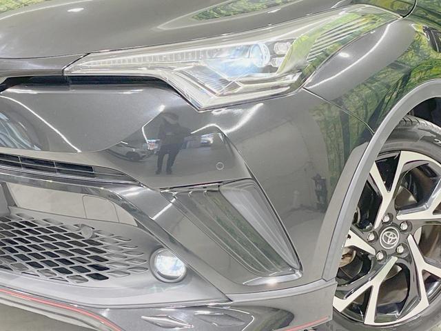 Ｃ－ＨＲ Ｇ　フルエアロ　バックカメラ　衝突被害軽減システム　レーダークルーズ　禁煙車　ハーフレザーシート　コーナーセンサー　スマートキー　ＬＥＤヘッド　ビルトインＥＴＣ　純正１８インチアルミ　オートハイビーム（12枚目）