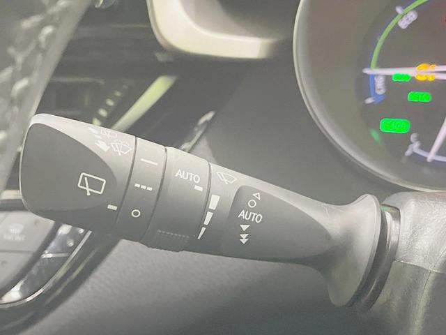 Ｃ－ＨＲ Ｇ　フルエアロ　バックカメラ　衝突被害軽減システム　レーダークルーズ　禁煙車　ハーフレザーシート　コーナーセンサー　スマートキー　ＬＥＤヘッド　ビルトインＥＴＣ　純正１８インチアルミ　オートハイビーム（24枚目）