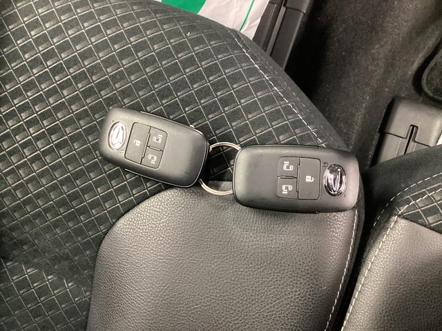 タント カスタムRS 衝突被害軽減ブレーキ 横滑り防止装置 オートハイビーム アイドリングストップ ステアリングスイッチ オートライト キーフリー オートエアコン ナビ ドラレコ パノラマカメラ ETC マット バイザー(34枚目)