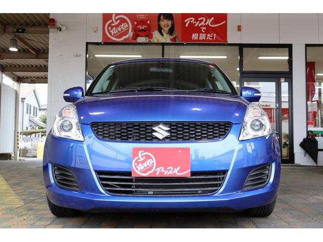 スイフト ＸＬ／ワンオーナ／誤発進防止システム　プッシュスタート／社外ナビＴＶ／電動格納ミラー／スペアタイヤ／ビルトインＥＴＣ／ディスチャージヘッド／純正フロアマット／（2枚目）