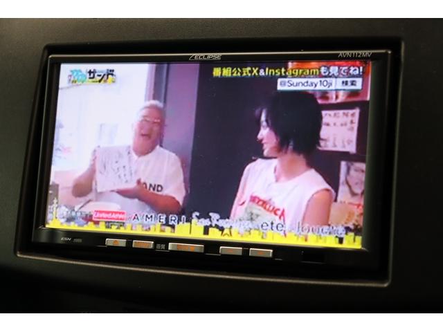 スイフト ＸＬ／ワンオーナ／誤発進防止システム　プッシュスタート／社外ナビＴＶ／電動格納ミラー／スペアタイヤ／ビルトインＥＴＣ／ディスチャージヘッド／純正フロアマット／（8枚目）