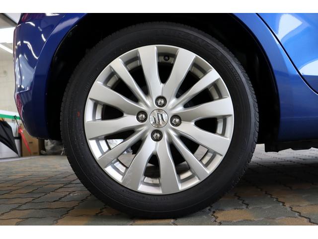 スイフト ＸＬ／ワンオーナ／誤発進防止システム　プッシュスタート／社外ナビＴＶ／電動格納ミラー／スペアタイヤ／ビルトインＥＴＣ／ディスチャージヘッド／純正フロアマット／（18枚目）