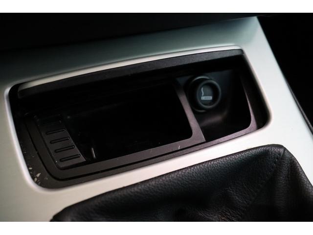 3シリーズ 320i Mスポーツパッケージ クーペ 左ハンドル 6速MT ワンオーナー 禁煙車 ディラー記録簿10枚完備 前後フォグランプ AUX(29枚目)