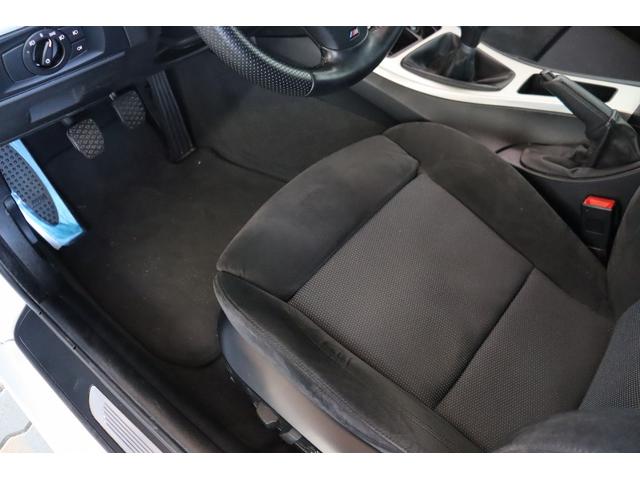 3シリーズ 320i Mスポーツパッケージ クーペ 左ハンドル 6速MT ワンオーナー 禁煙車 ディラー記録簿10枚完備 前後フォグランプ AUX(35枚目)