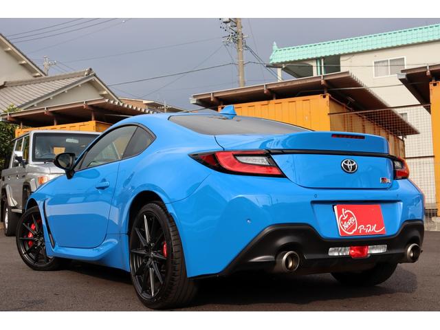 GR86 RZ 6速MT ワンオーナー 禁煙車 アイサイトコアテクノリジー brembo赤キャリパー 衝突軽減ブレーキ レーダークルーズ LDA クリソナ リアフォグランプ 専用ハーフレザーシート シートヒーター(14枚目)