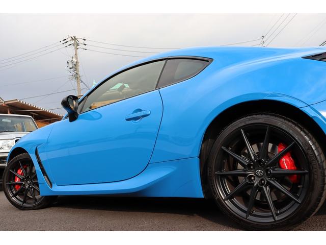 GR86 RZ 6速MT ワンオーナー 禁煙車 アイサイトコアテクノリジー brembo赤キャリパー 衝突軽減ブレーキ レーダークルーズ LDA クリソナ リアフォグランプ 専用ハーフレザーシート シートヒーター(19枚目)